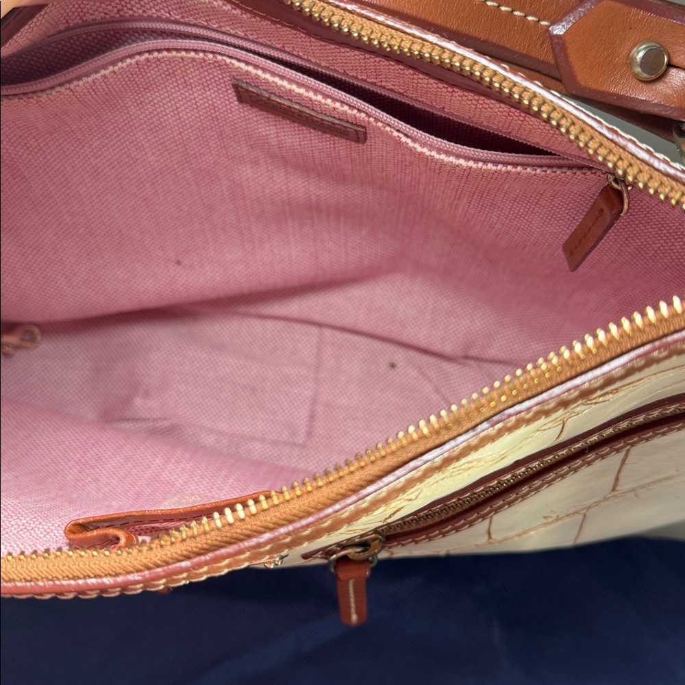 Dooney & Bourke Croc Embossed Shoulder Bag Cream Brown Leather Y2K Hobo Bag - Picture 9 of 12